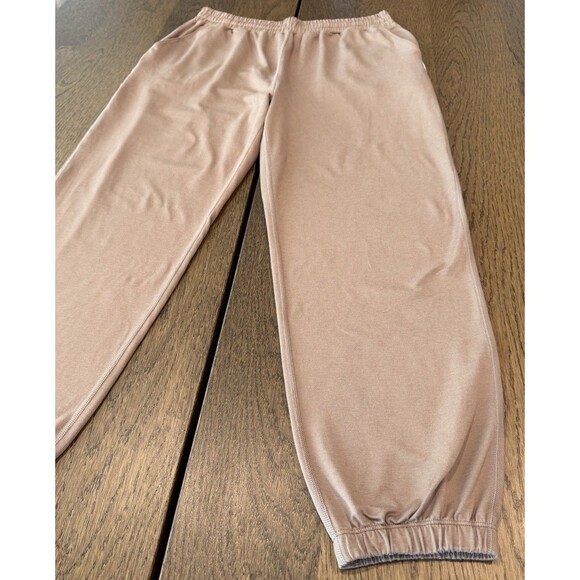 Vuori Boyfriend Sweatpants Jogger Women’s M Goldenrod Heather Tie Waist Pockets - Picture 6 of 14